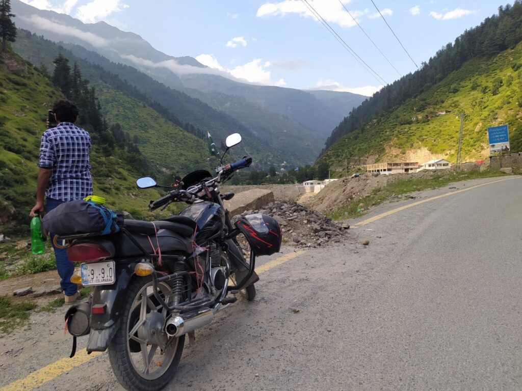 on way to Naran Bazar